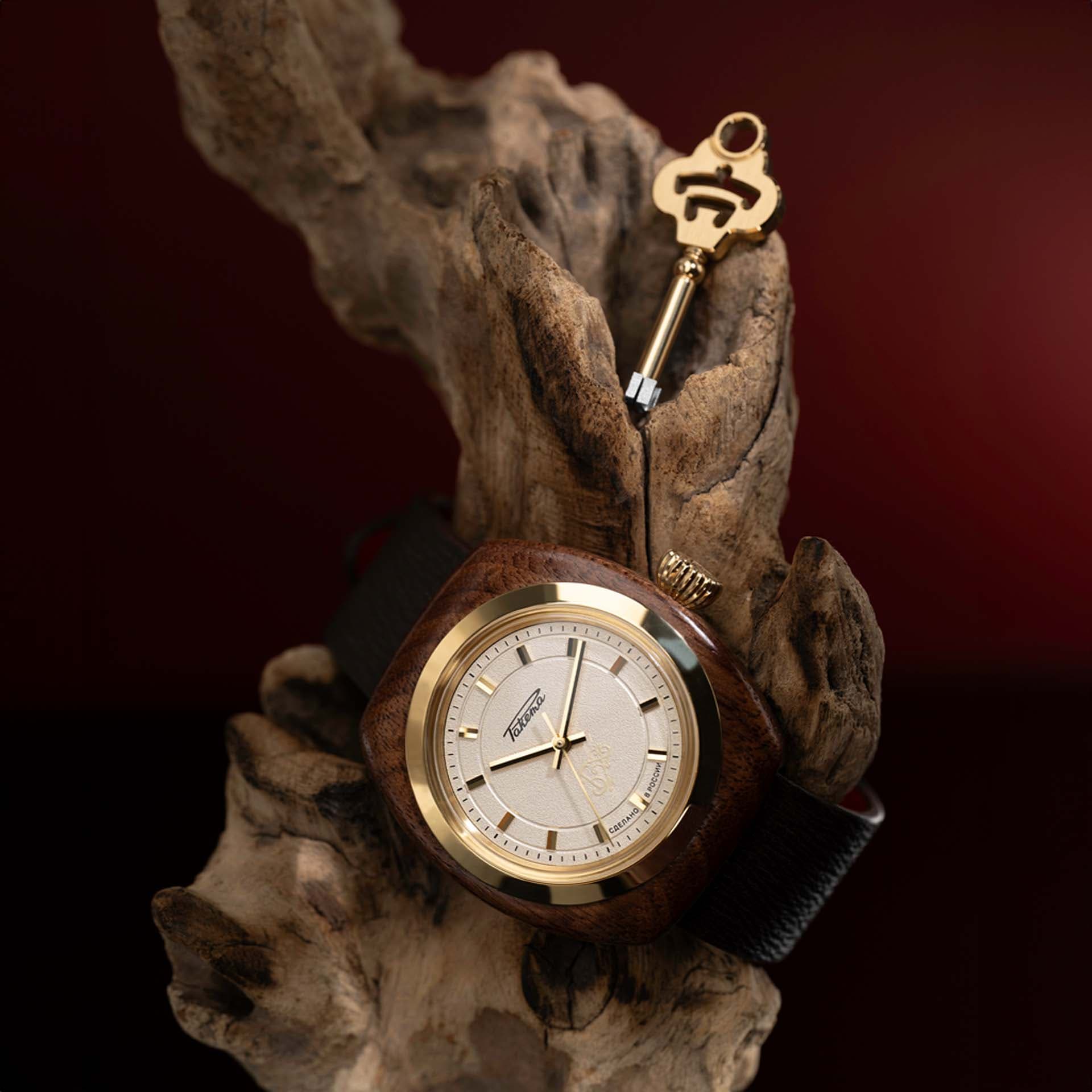 Golden Key - Article image